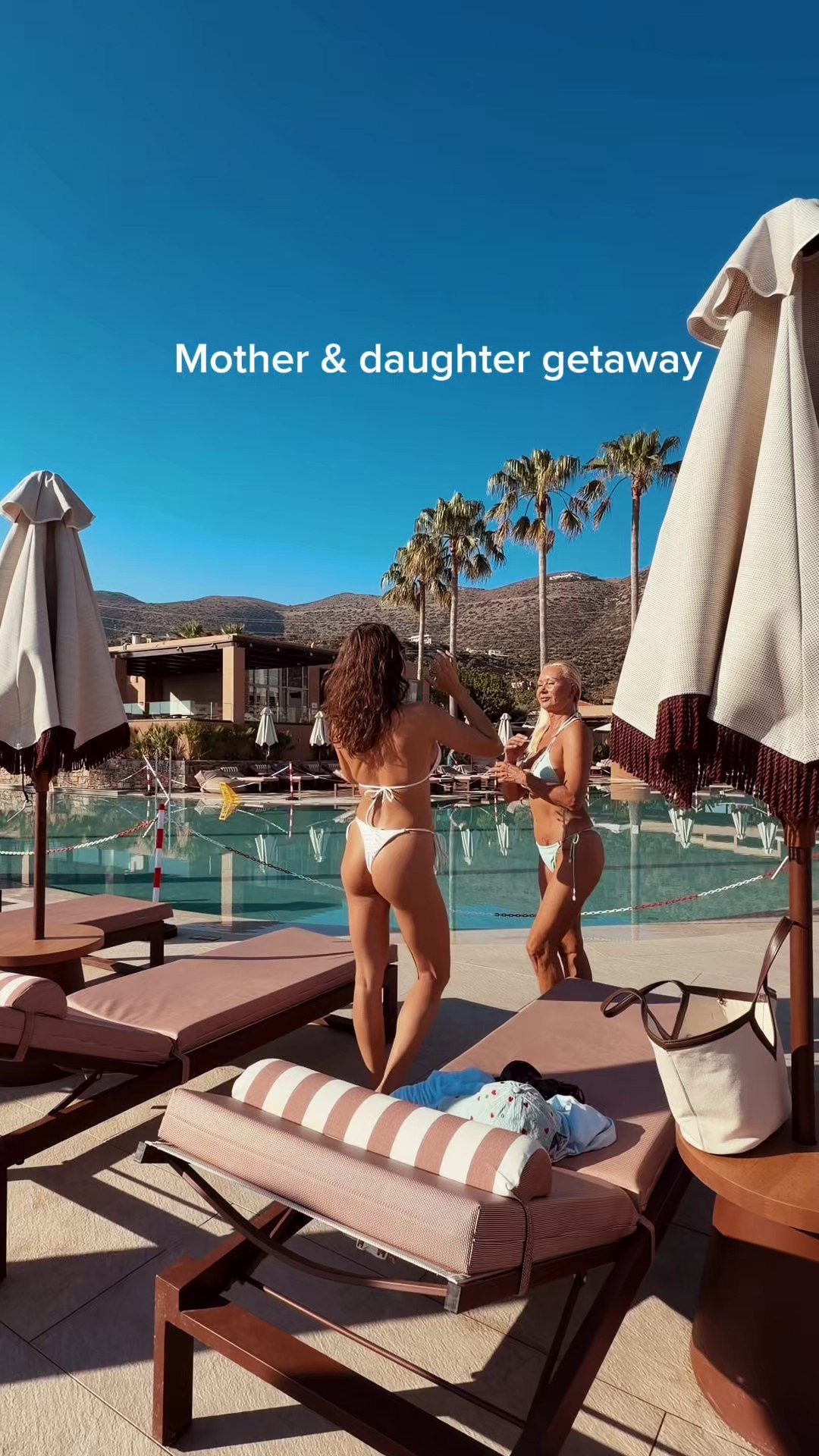 MOTHER & ME. Viktorija Korsaka| Brand Content Creator & Photographer