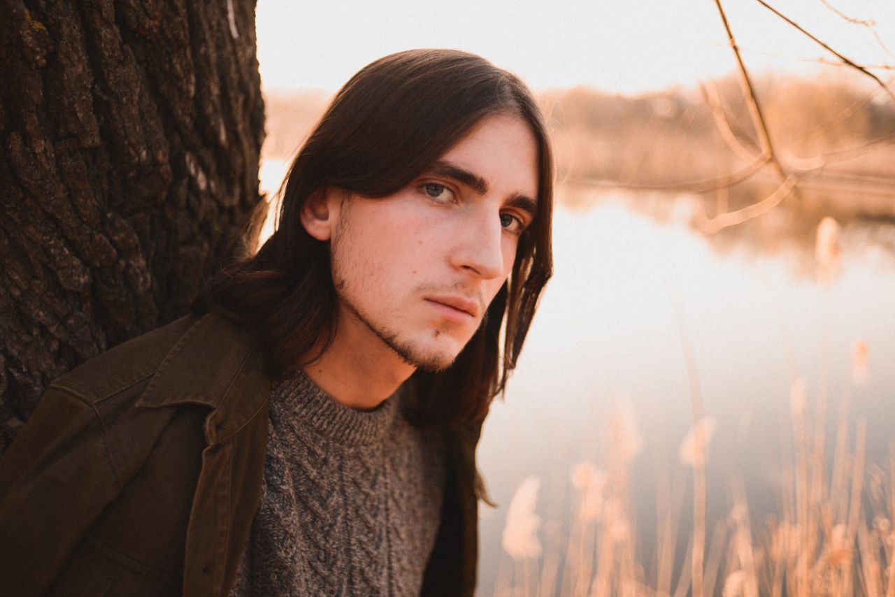 Am Fluss. Photograf NRW