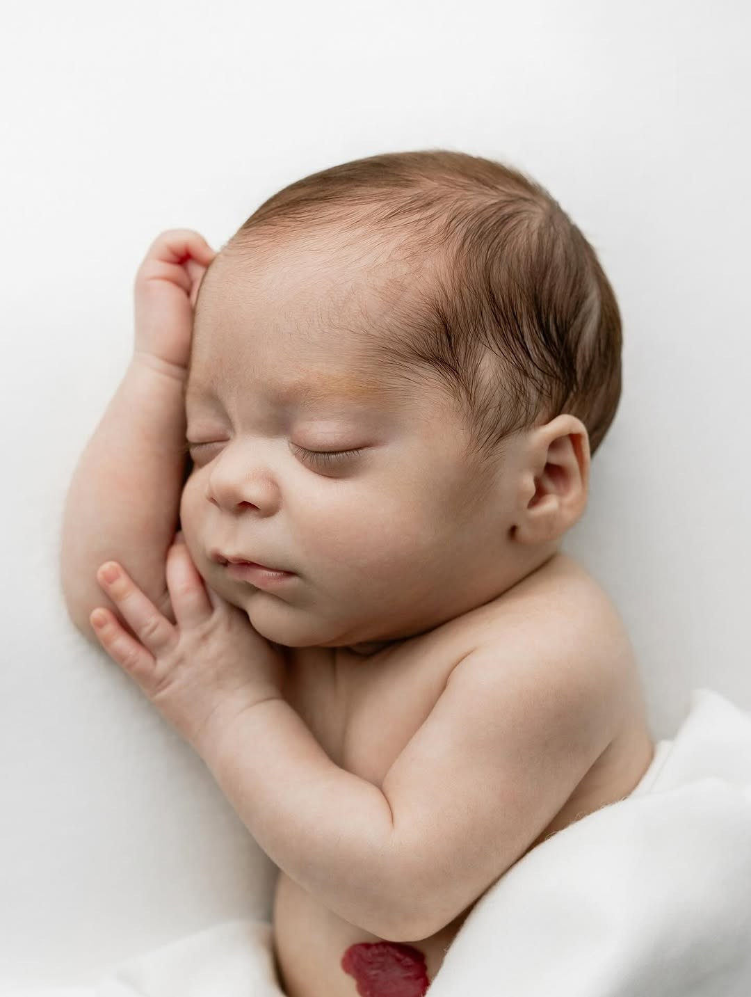 A Little Dreamer in Soft Neutrals — Toronto Newborn Photography. Iana Banana | Toronto Maternity, Newborn & Family Photographer