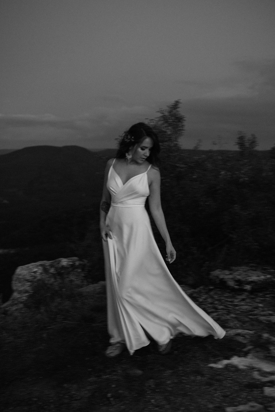 Закат на Мангуп-Кале. Свадебная съемка в крымских горах. Свадебный и семейный фотограф Алексей Попов. Штутгарт, Германия