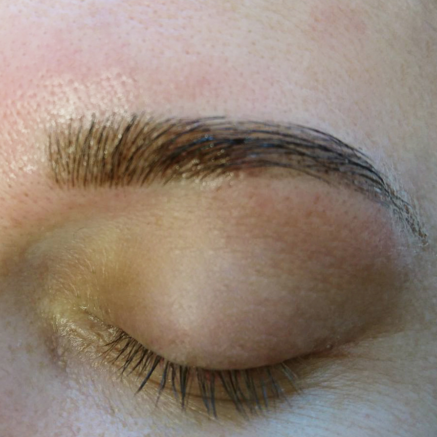 Eyebrow Modelling. Maksim Bogdanets Photography