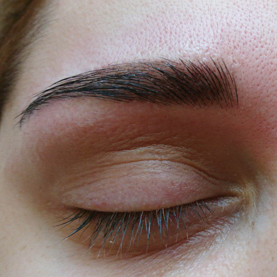 Eyebrow Modelling. Maksim Bogdanets Photography