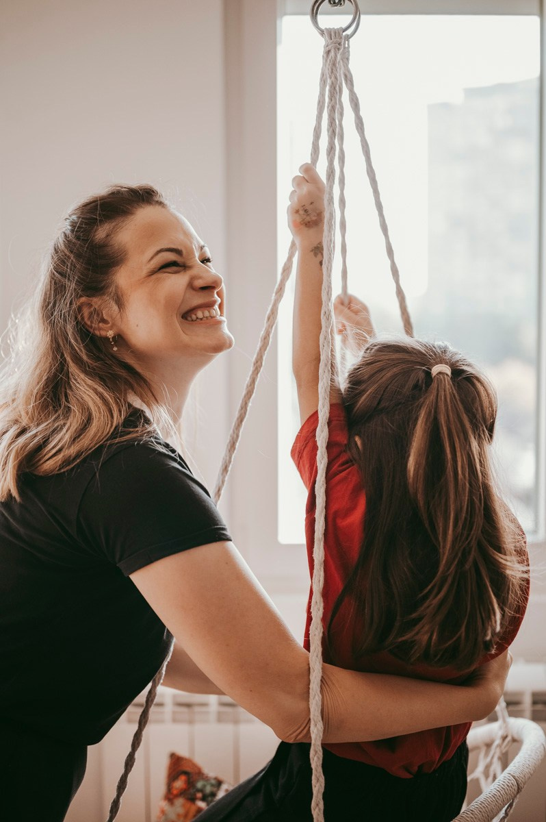 Dobro dosao, Jakove / porodicno fotografisanje kod kuce. Deciji i porodicni fotograf u Beogradu Oksana Skendzic