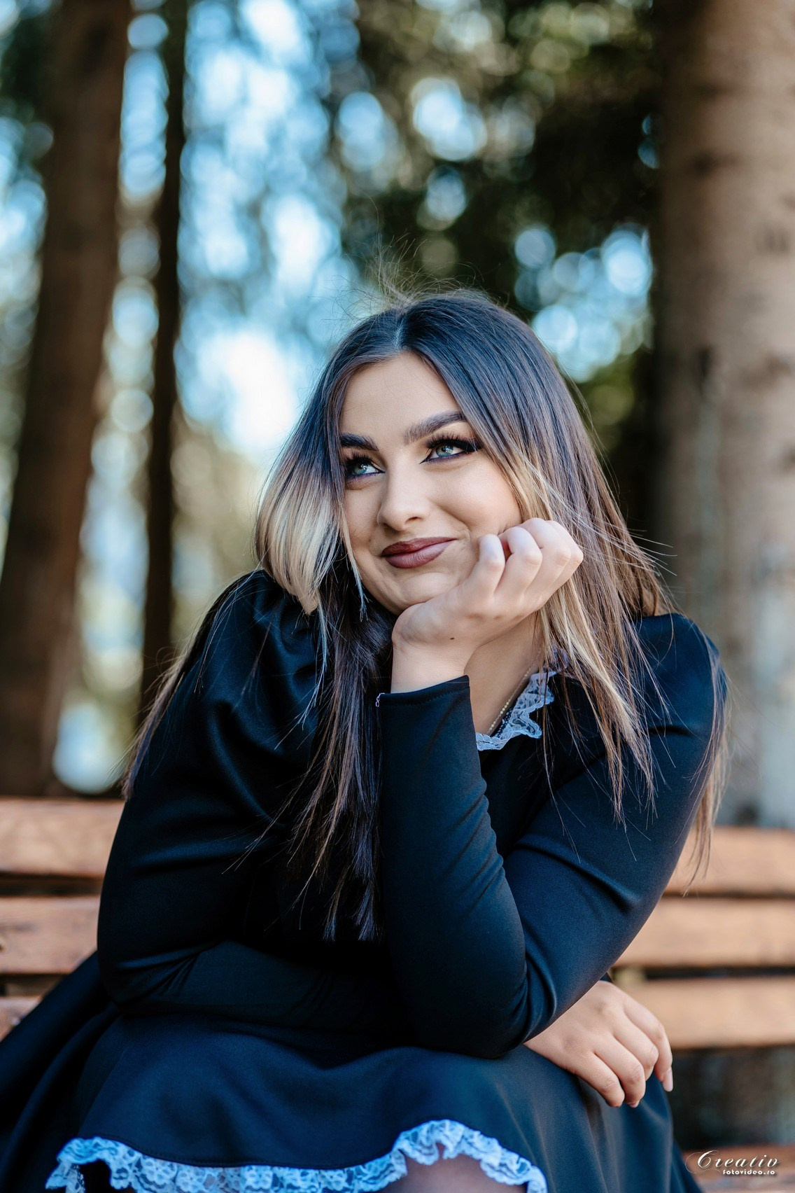 Oferta albume absolvenți 2026. Fotograf nuntă Bistrița | fotograf botez | Creativ Foto Video | Vasile Mizgan