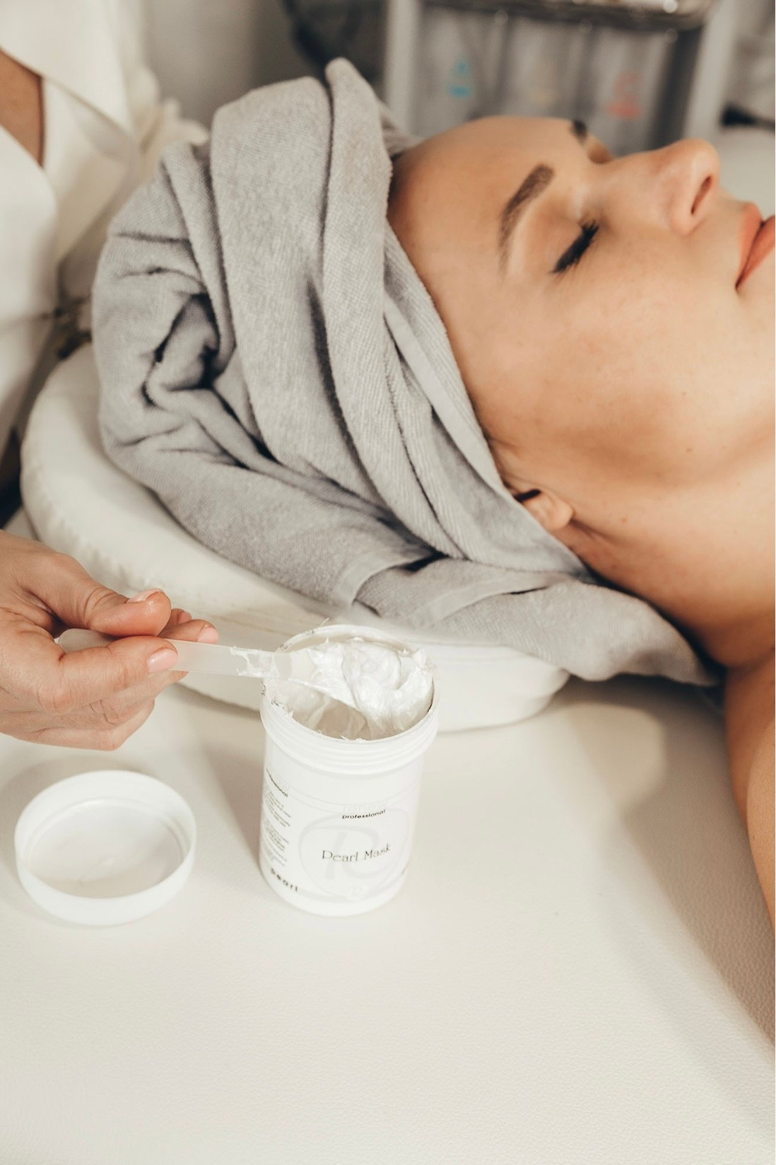 The Cosmetologist. Photographer Marina Gargi