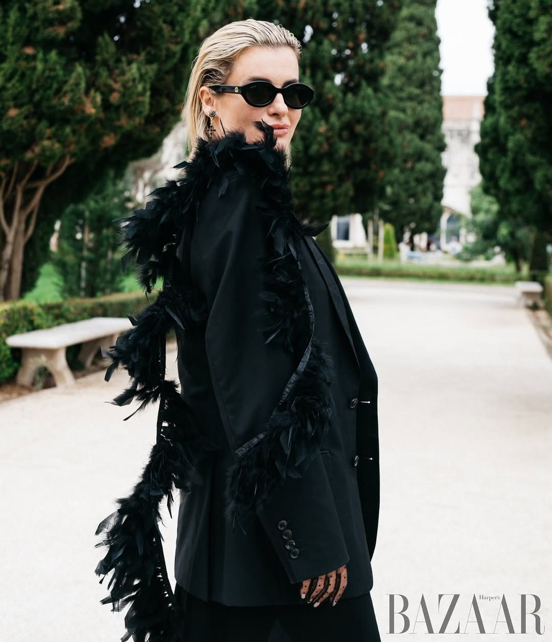 Magazine. Wedding and commercial photographer