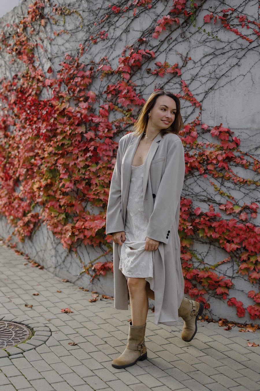 Emilia. Sesja w domu i ogrodzie. Fotograf w Krakowie i Europie