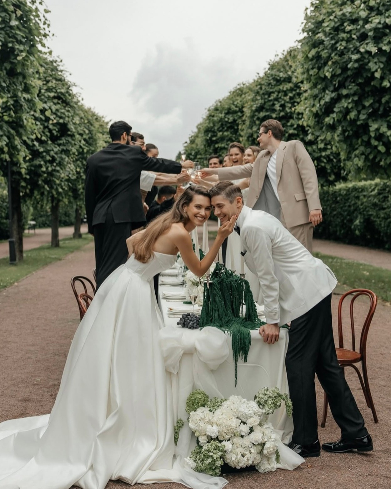 Weddings. Photographer in Paris Yulia Shkadina | Couples, engagement, pre-wedding, individual photo-shoots in Paris at the best locations