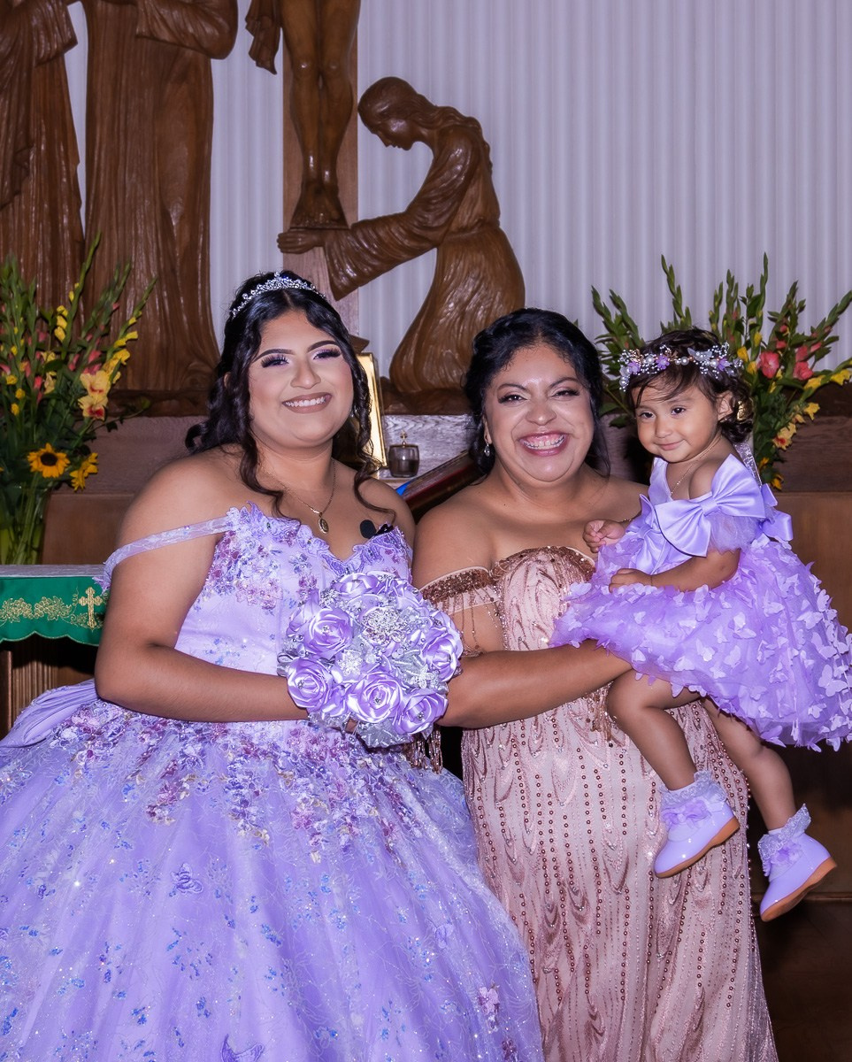 Monsely Bueno. Moriah Productions