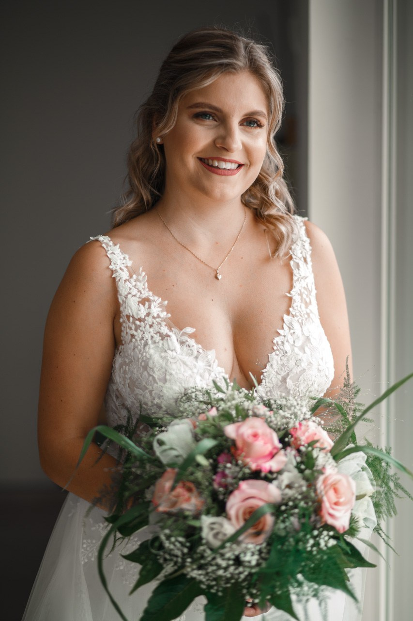 Kirchliche Hochzeit Rheinterrassen Karlsruhe – Noelia & Timo | Hochzeitsfotograf & Videograf