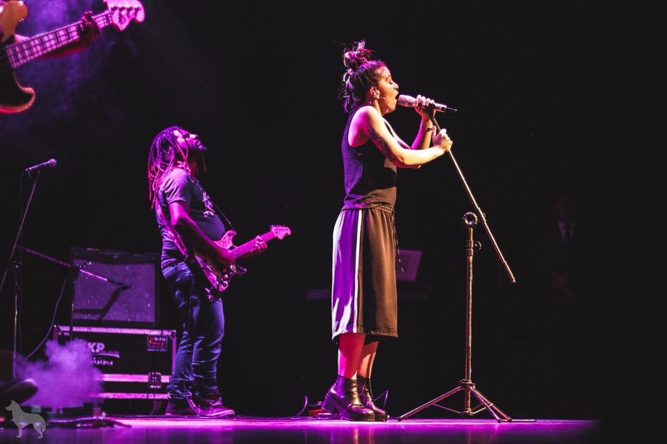 Priscilla Alcântara (Teatro gasômetro). Produtora de videos