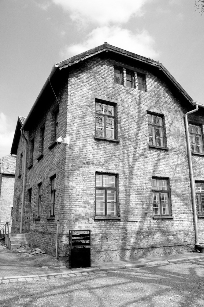 Auschwitz — Birkenau, Polonia. Pagina principală