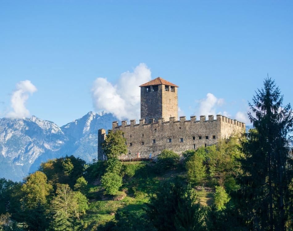 Легенды Средневековья, Италия 2026. Семейные лагеря в Европе с Ниной Янечковой и Ириной Зиновьевой