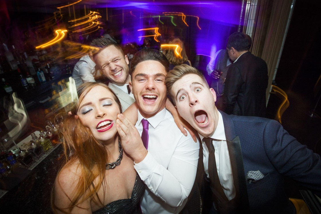 Свадебный фотограф в Риге Юрий Кор