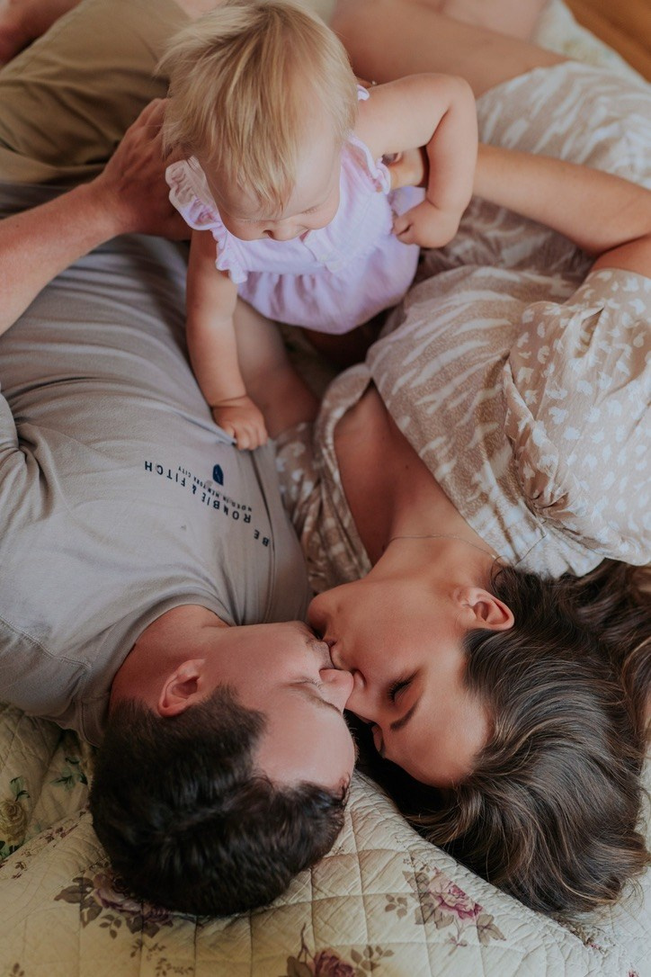 Dressing For A Family Photoshoot — Barcelona Family Photographer tips. DiaFoto — Wow Photographer in Barcelona | Premium Barcelona Photoshoot Experience