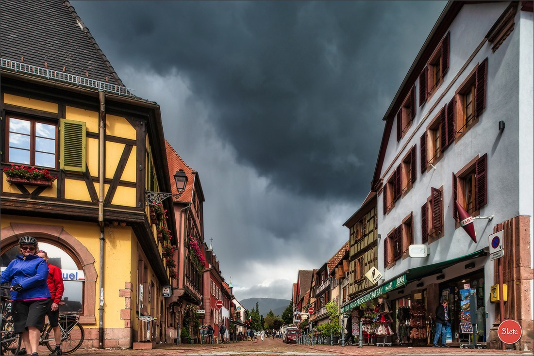 Kaysersberg en Alsace. Photographe à Strasbourg | Portraits, Studio, Enfants, Événements