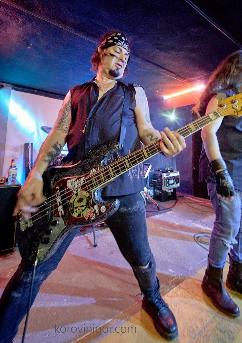 Mötley Crüe tribute. La Granja Cultural Association Alcoy Spain