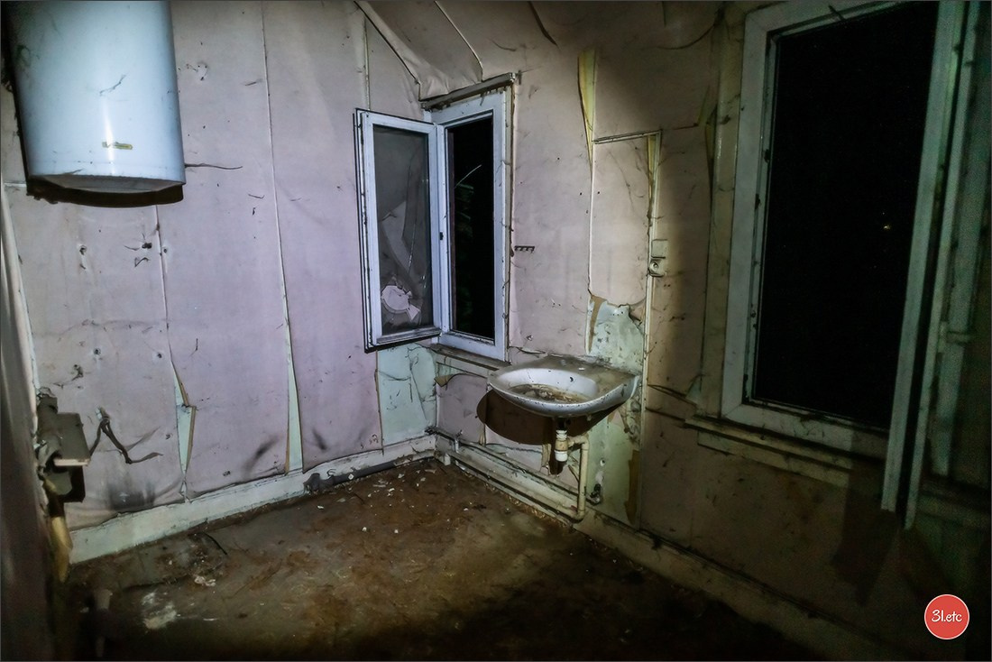 Путешествие по заброшкам в старом порту. Photographe à Strasbourg | Portraits, Studio, Enfants, Événements