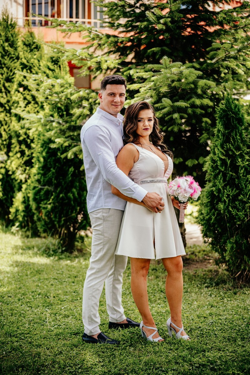 Cununie civila. Amy Foto