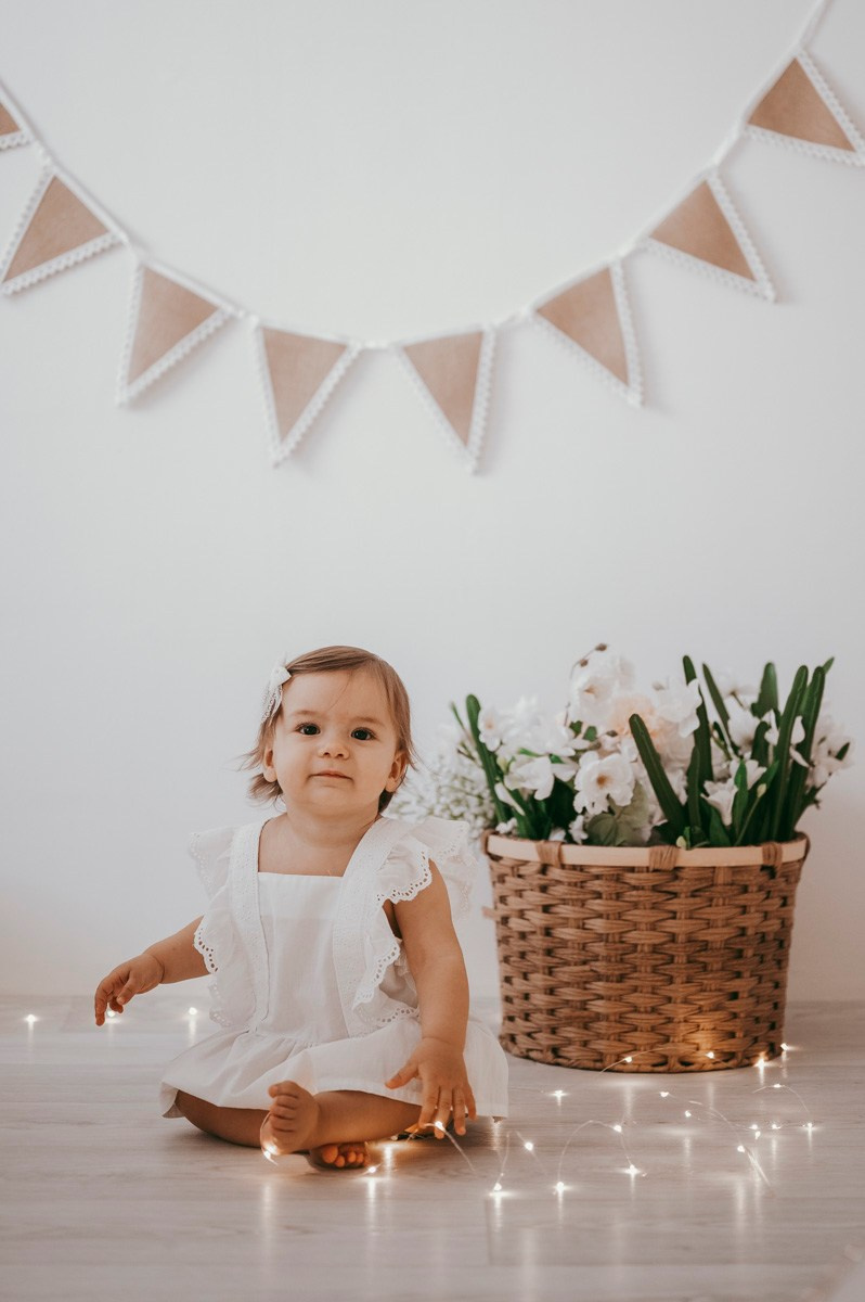 Srnin prvi rodjendan. Deciji i porodicni fotograf u Beogradu Oksana Skendzic