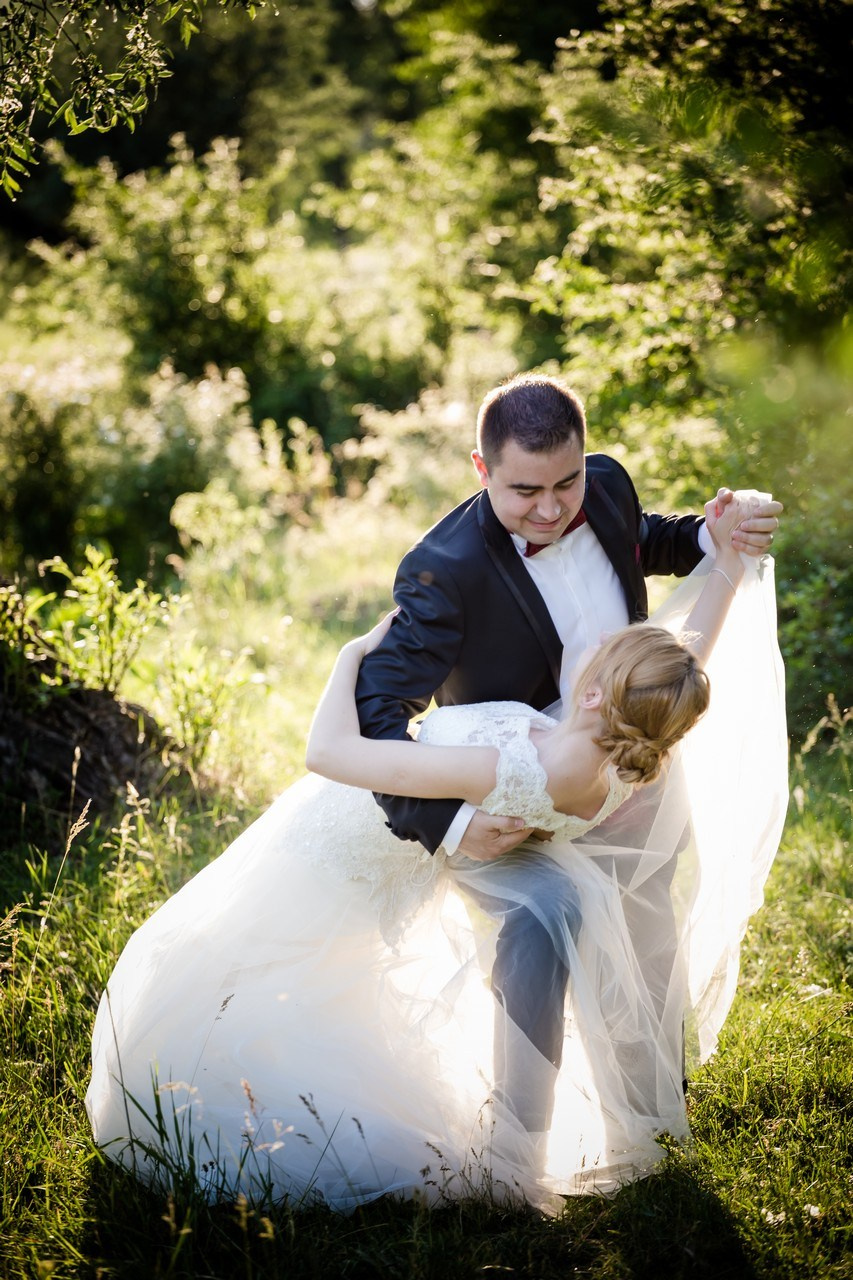 Carmen & Ionut by fotograf nunta Neamt — Eduard Schiopu