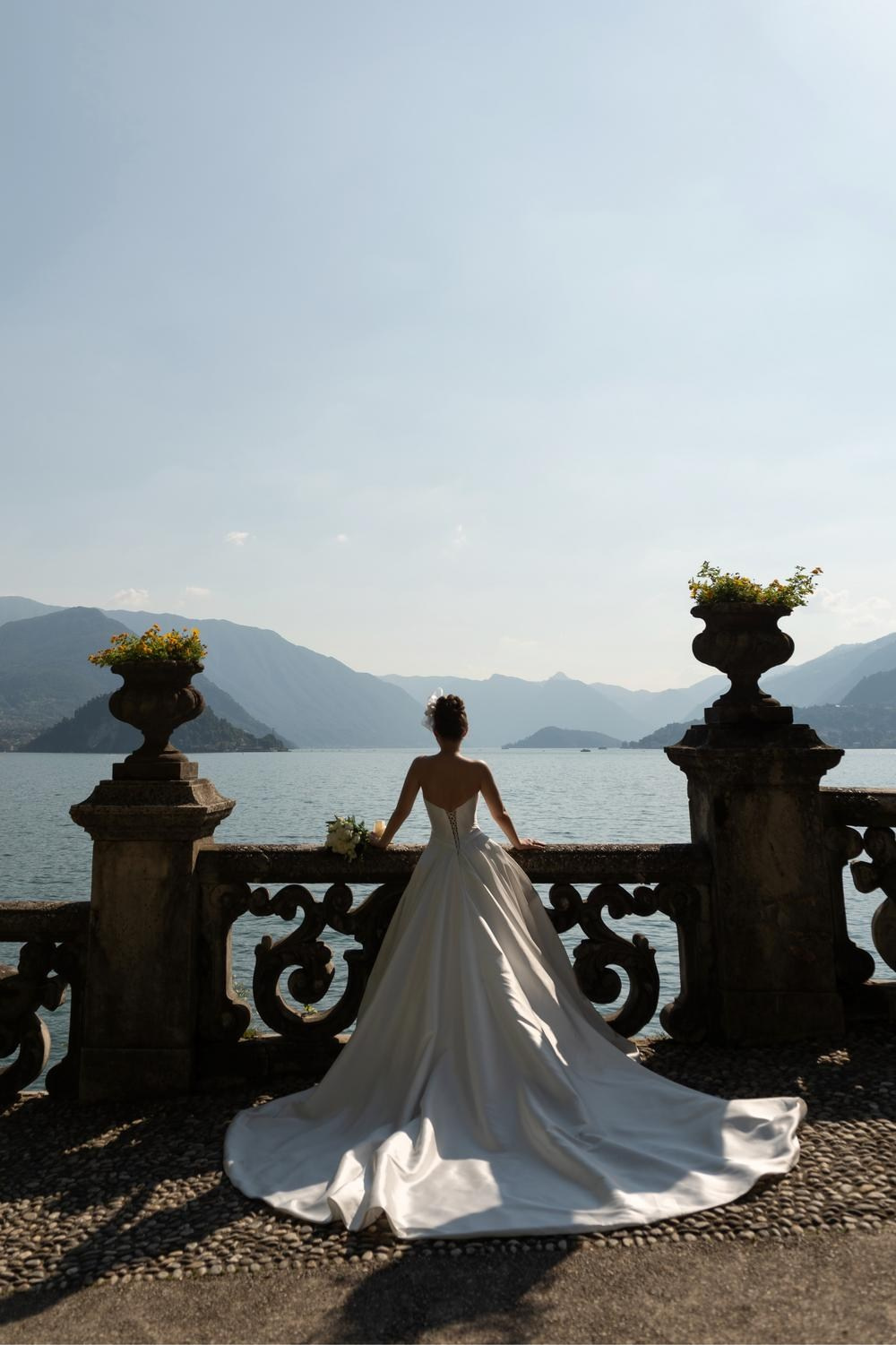 Elopement photoshoot at Villa Monastero' June 24. Lake Como Wedding Photographer | Elegant & Timeless Photography in Italy