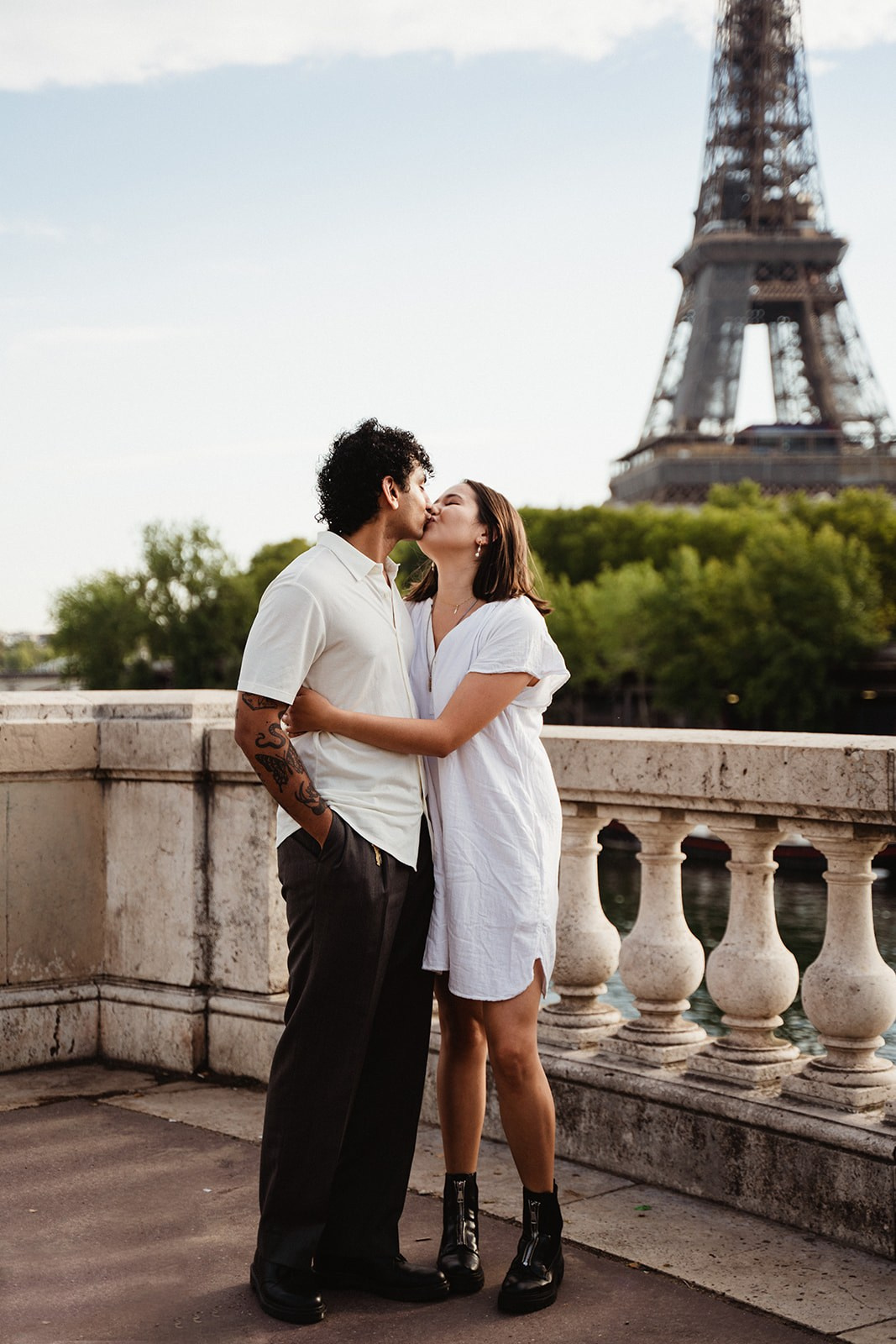 Couple shooting. Photographer in Paris Yulia Shkadina | Couples, engagement, pre-wedding, individual photo-shoots in Paris at the best locations