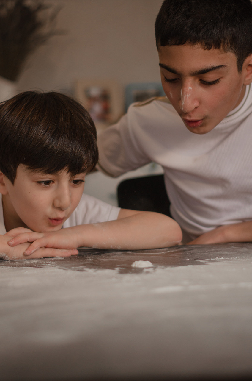 Goûter en famille. Ekaterina Brevet - photographe de mariage