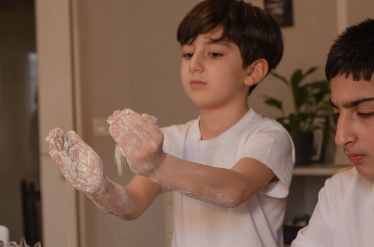 Goûter en famille. Ekaterina Brevet - photographe de mariage