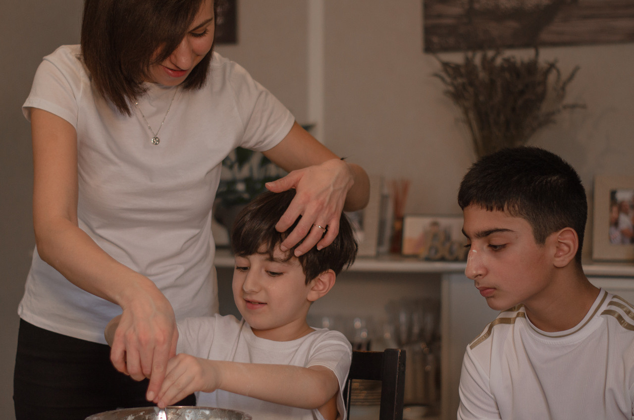 Goûter en famille. Ekaterina Brevet - photographe de mariage