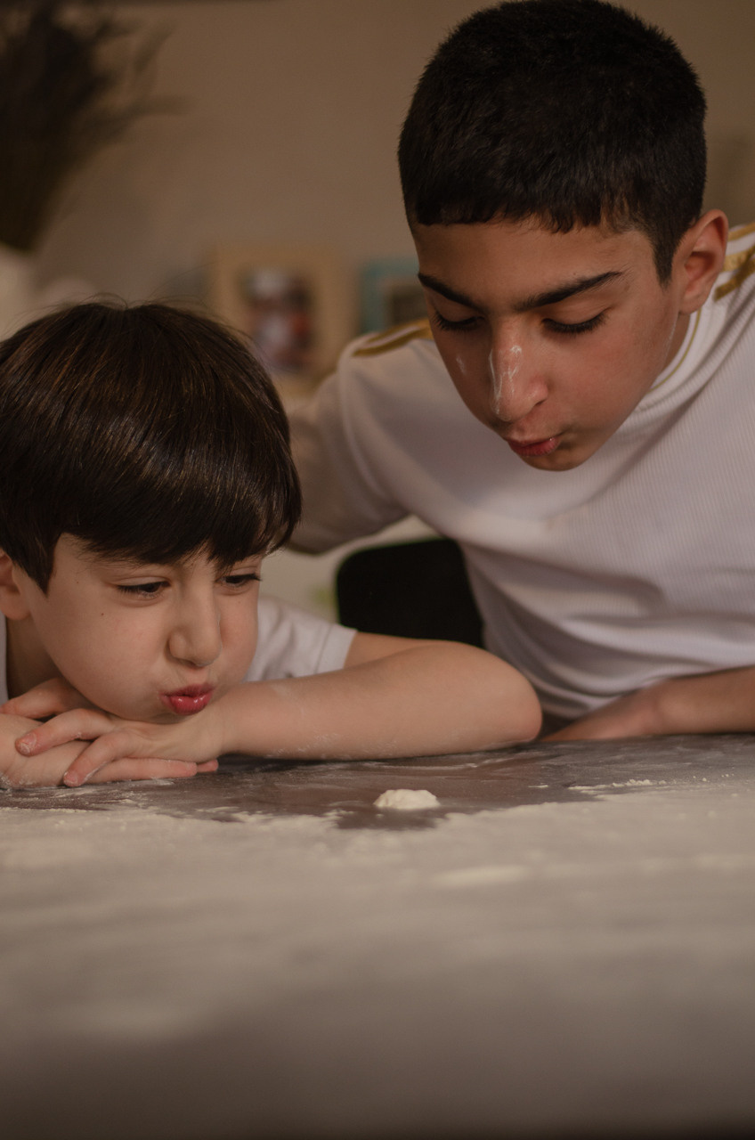 Goûter en famille. Ekaterina Brevet - photographe de mariage
