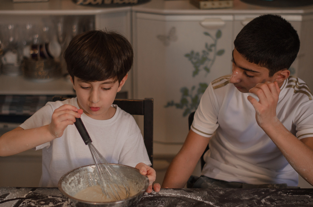 Goûter en famille. Ekaterina Brevet - photographe de mariage