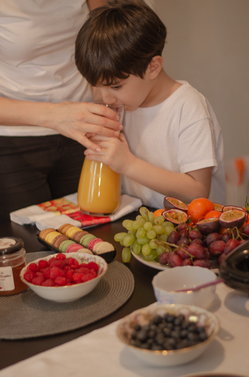 Goûter en famille. Ekaterina Brevet - photographe de mariage