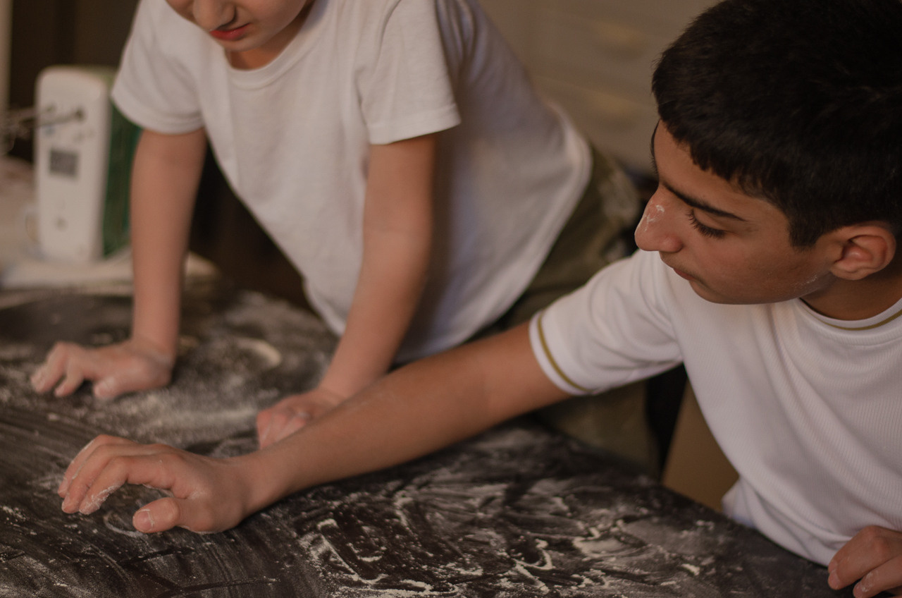Goûter en famille. Ekaterina Brevet - photographe de mariage