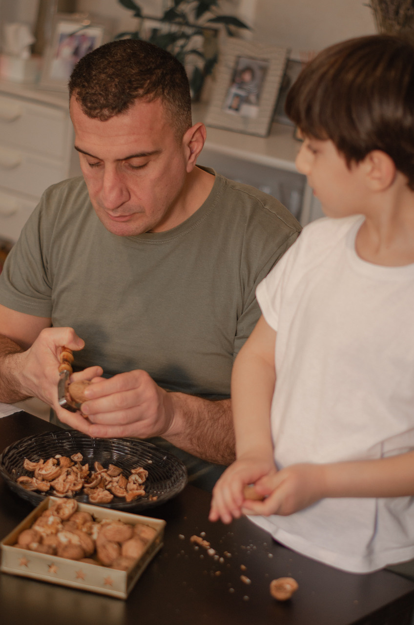 Goûter en famille. Ekaterina Brevet - photographe de mariage
