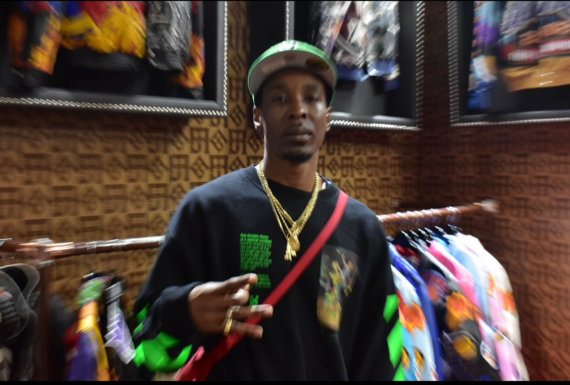 Lens work from the field 10