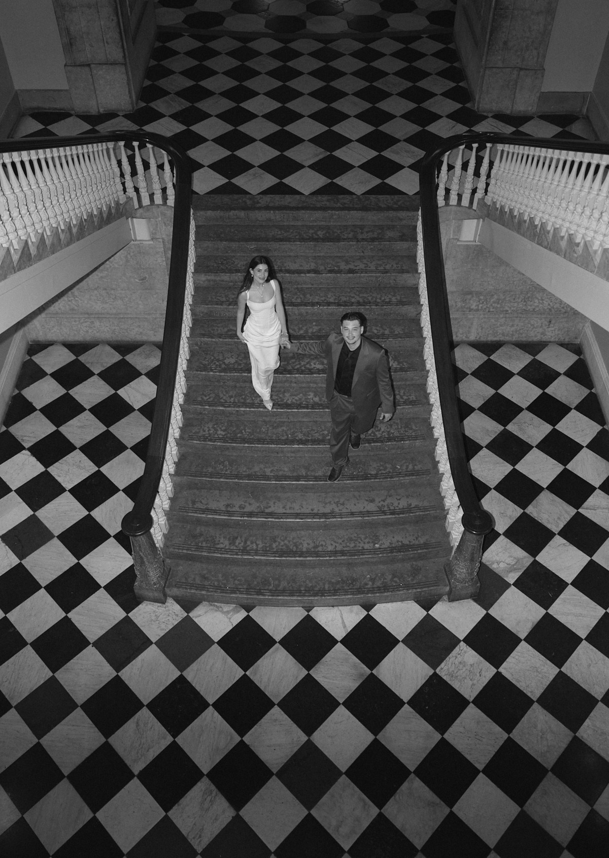Ohio Statehouse Pre-Wedding Photos | Columbus Ohio Photographer