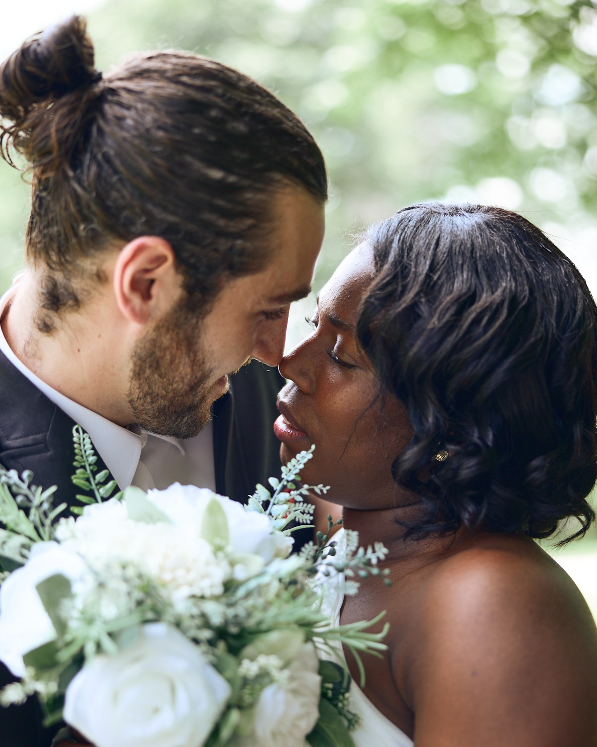 Carmelle & Brandon Ceremony at the judge’s house., Westerville. Columbus Proposal & Wedding Photographer | Kovyphoto