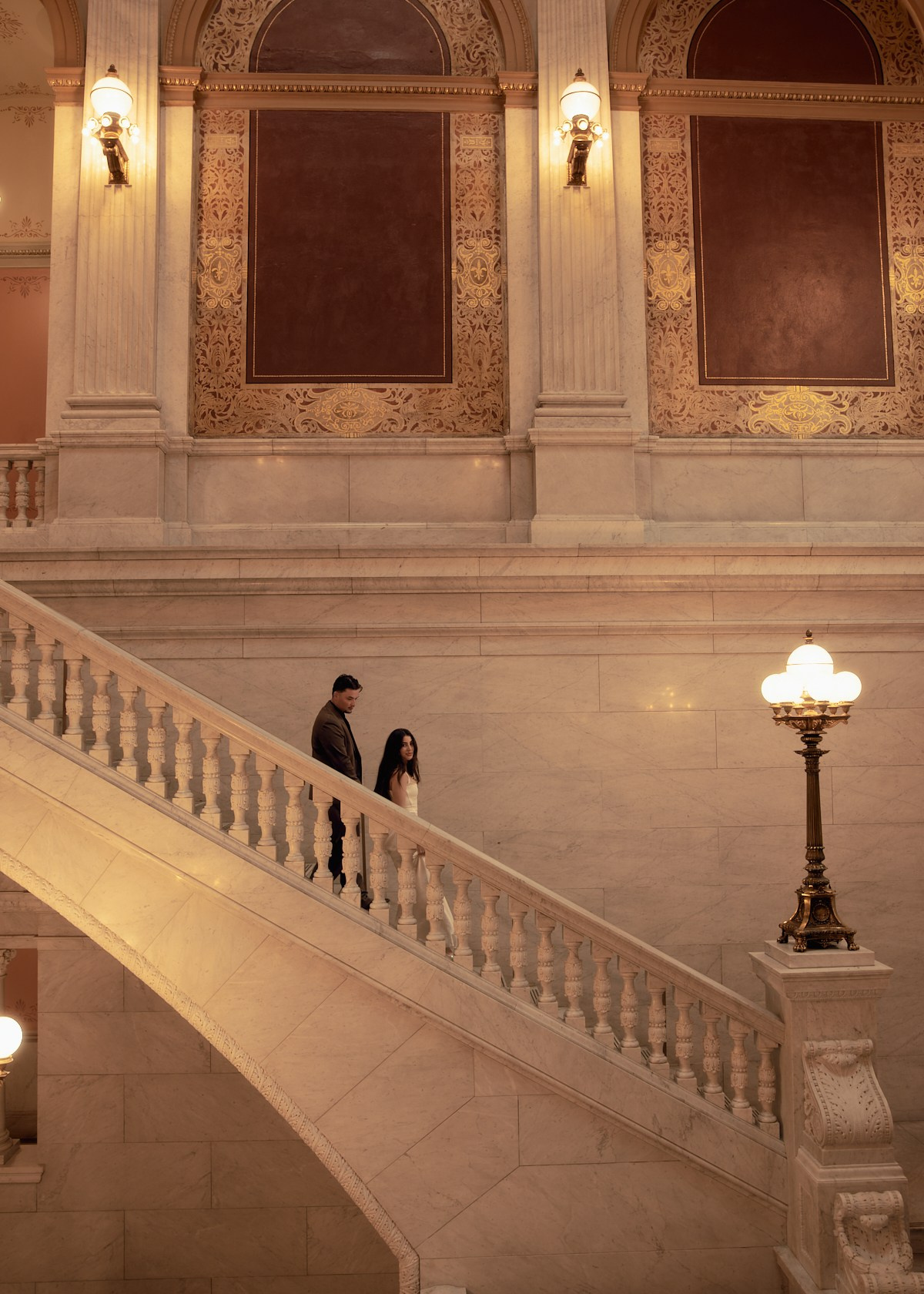 Ohio Statehouse Pre-Wedding Photos | Columbus Ohio Photographer