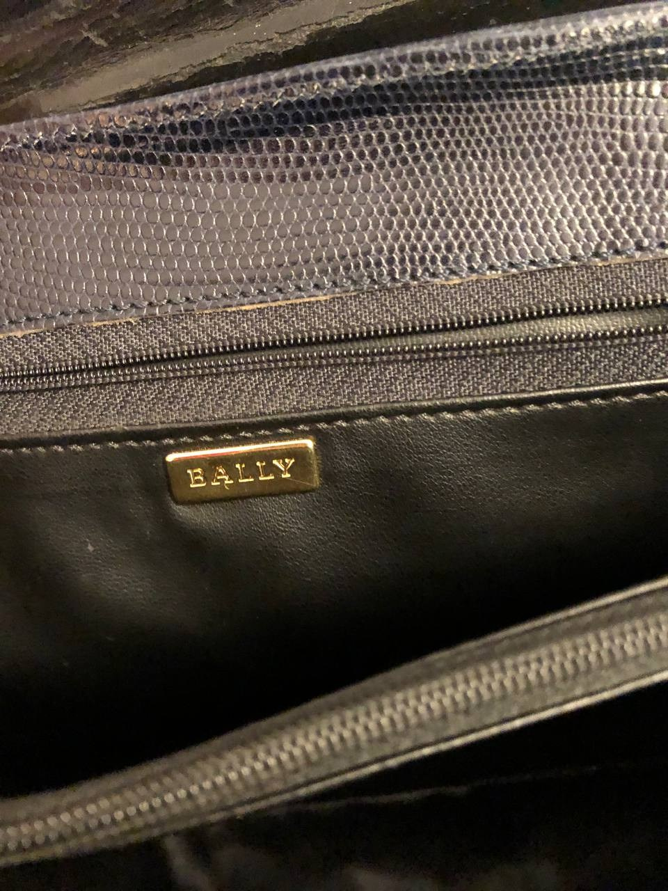 Bally. Современнные и актикварные украшения в Барселоне, Москве и Санкт-Петербурге