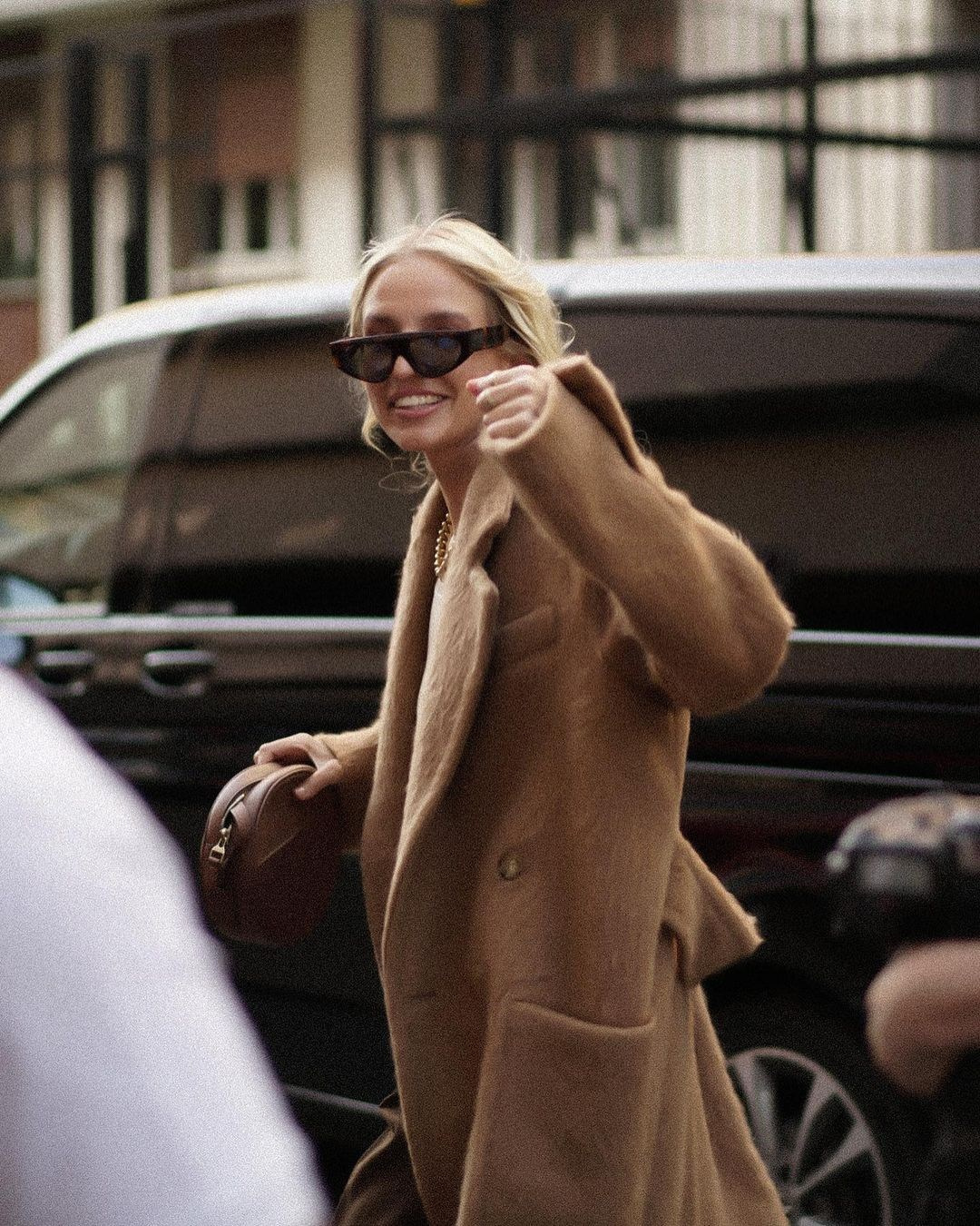 Леони Ханне. Julia Di |Fashion стрит стайл фотограф|видеомейкер в Милане и Париже