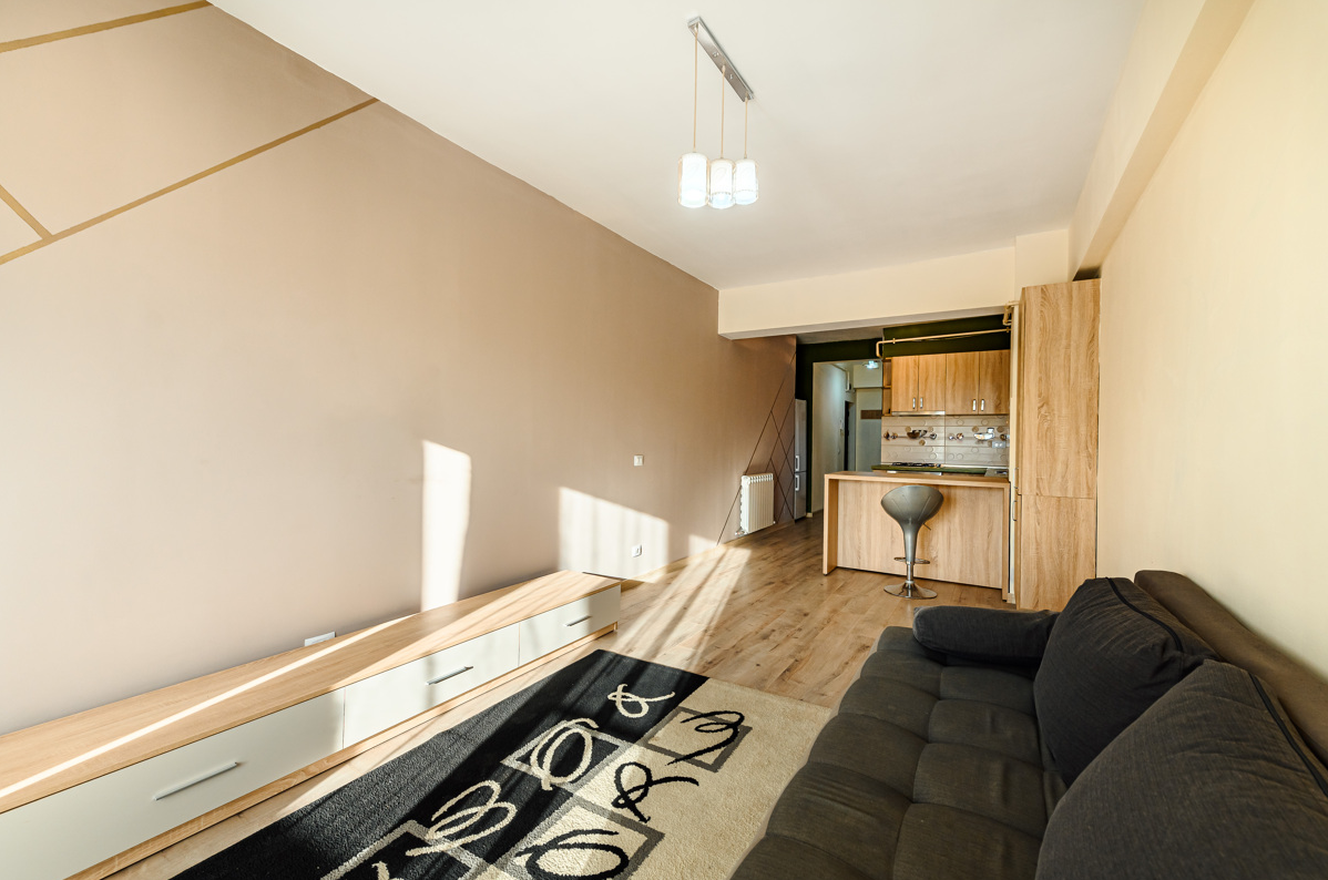 Business & Comercial. Mugurel Olteanu Fotograf