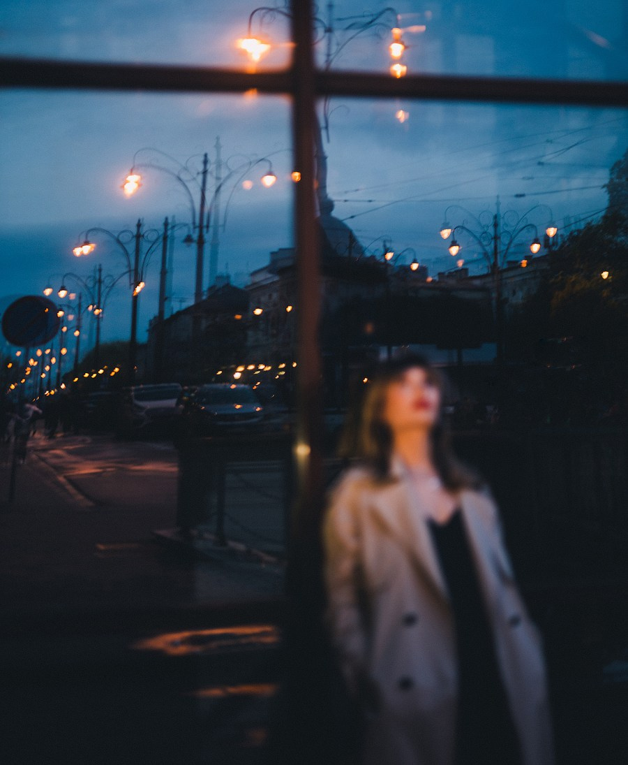 Kristina. Nocny spacer. Fotograf w Krakowie i Europie