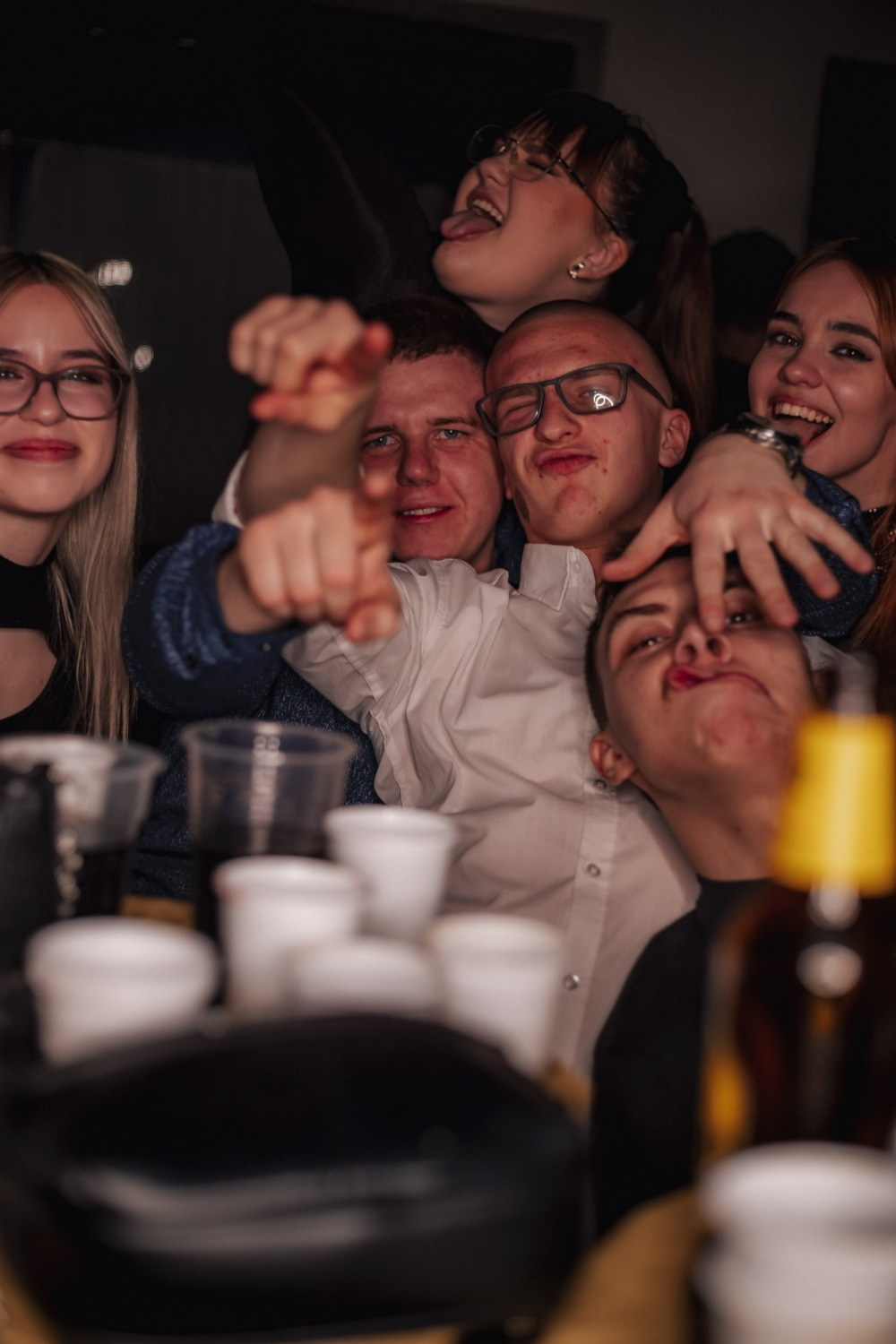 FOTOGRAFISANJE PUNOLETSTVA. Fotografi iz Backog Petrovca David i Andrea Stojanovic