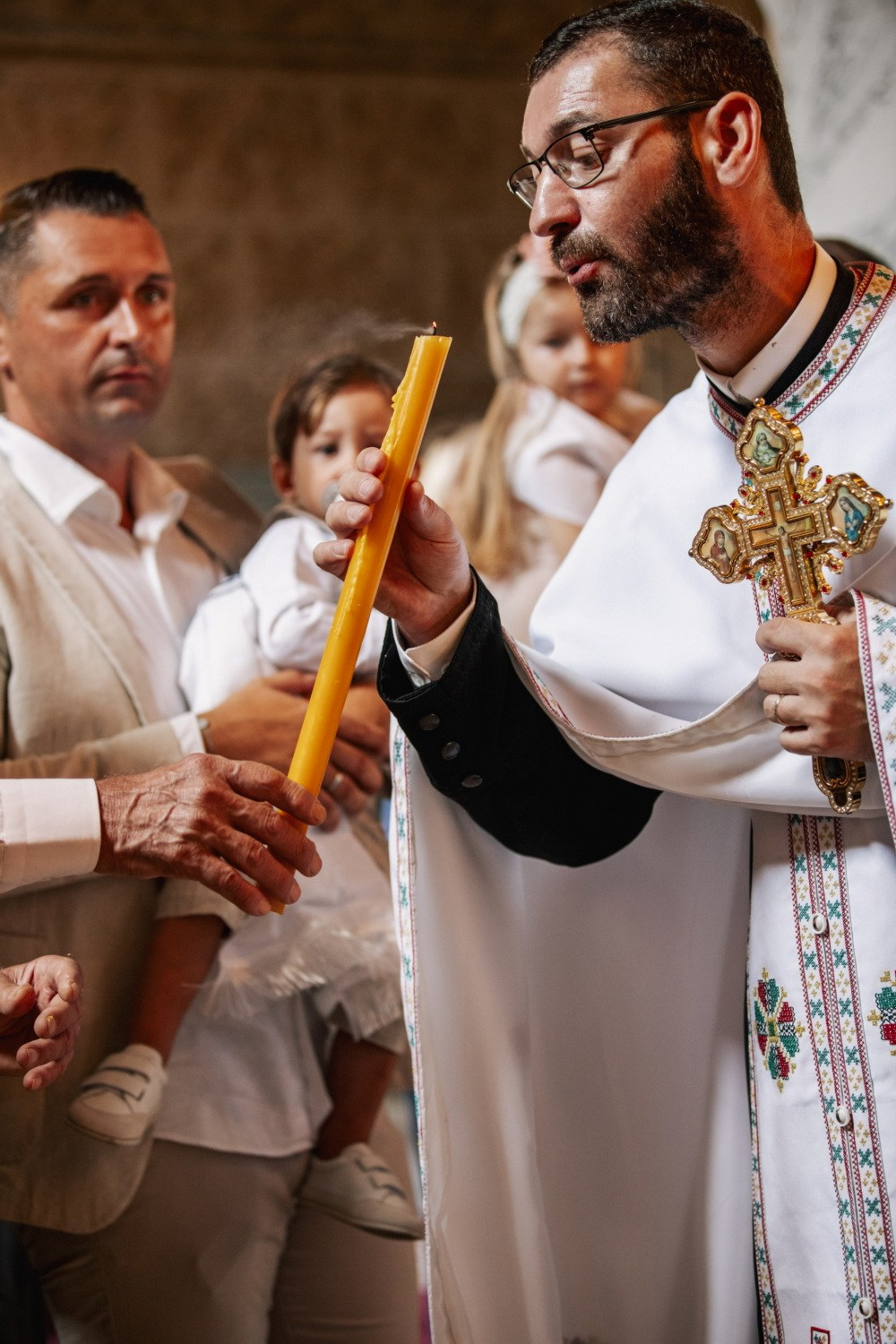 FOTOGRAFISANJE KRŠTENJA. Fotografi iz Backog Petrovca David i Andrea Stojanovic