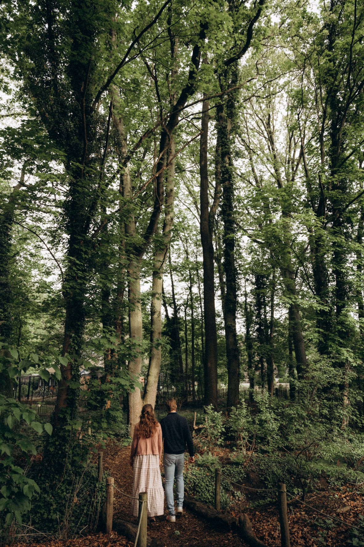 Love Story in Antwerpen. Little Birdie – Jouw familie- en huwelijksfotograaf in België en daarbuiten
