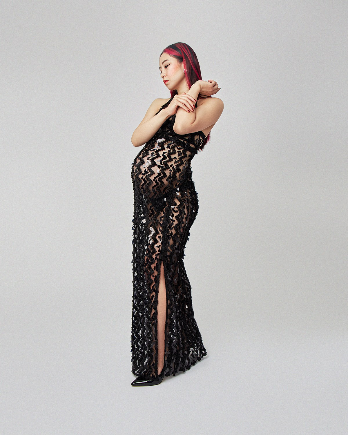 Salt Lake County maternity photography, glamorous studio portrait of pregnant woman in black sequin gown at Shtatolkina Studio