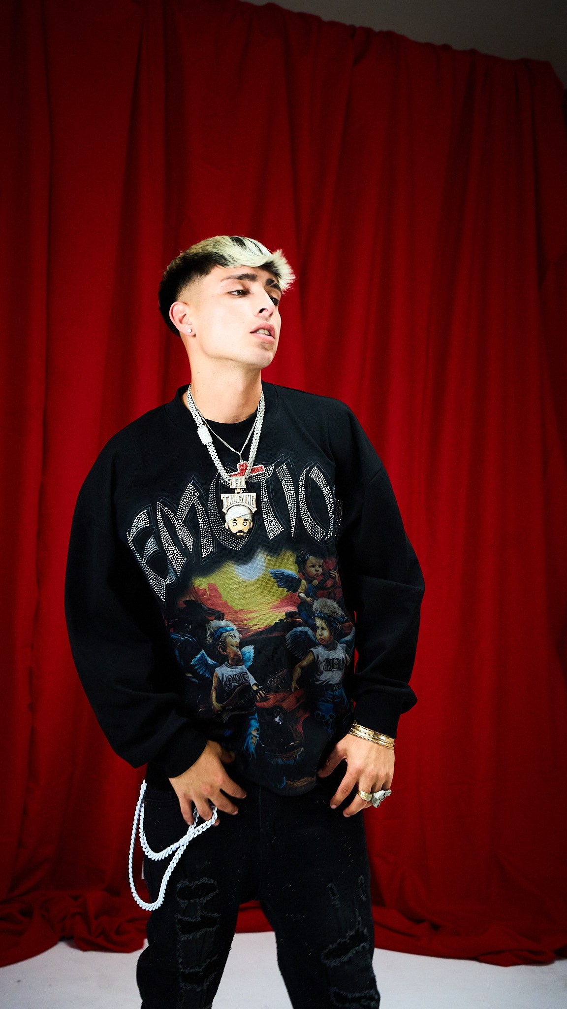 AK420 & ITHAN. DEYA BELTRAN Maquilladora, fotógrafa y vídeos