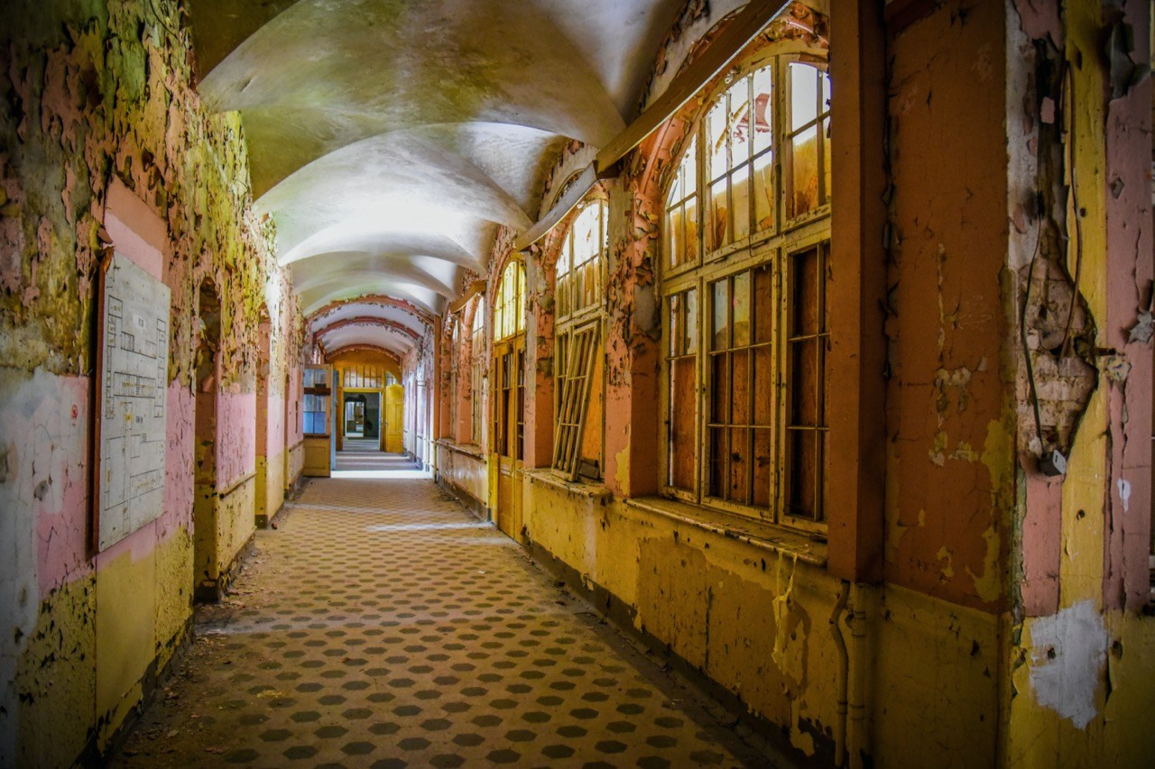 Aesthetic of Chaos. Katerina Kiper Photography