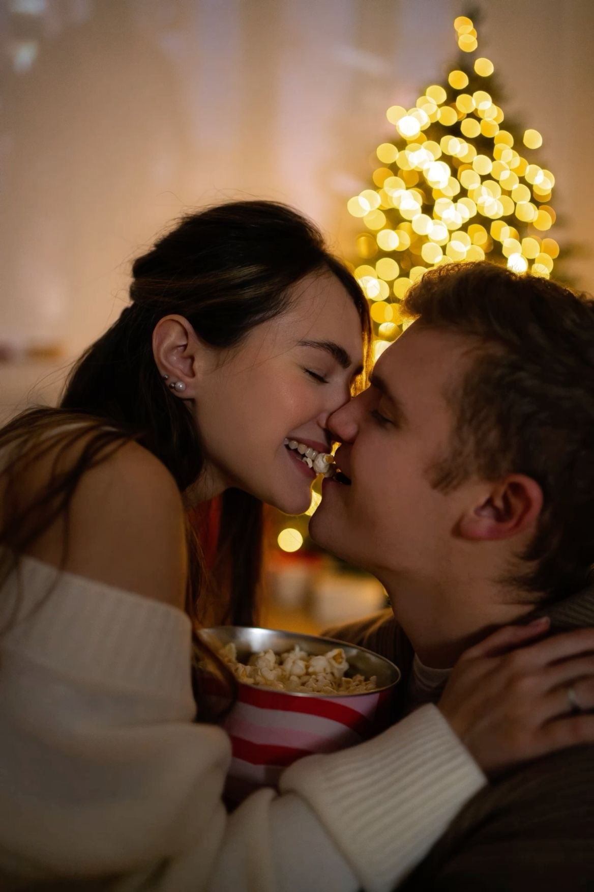 IDEEN FÜR KLEIDUNG FÜR EIN WEIHNACHTSFOTOSHOOTING. Фотограф Лейпциг